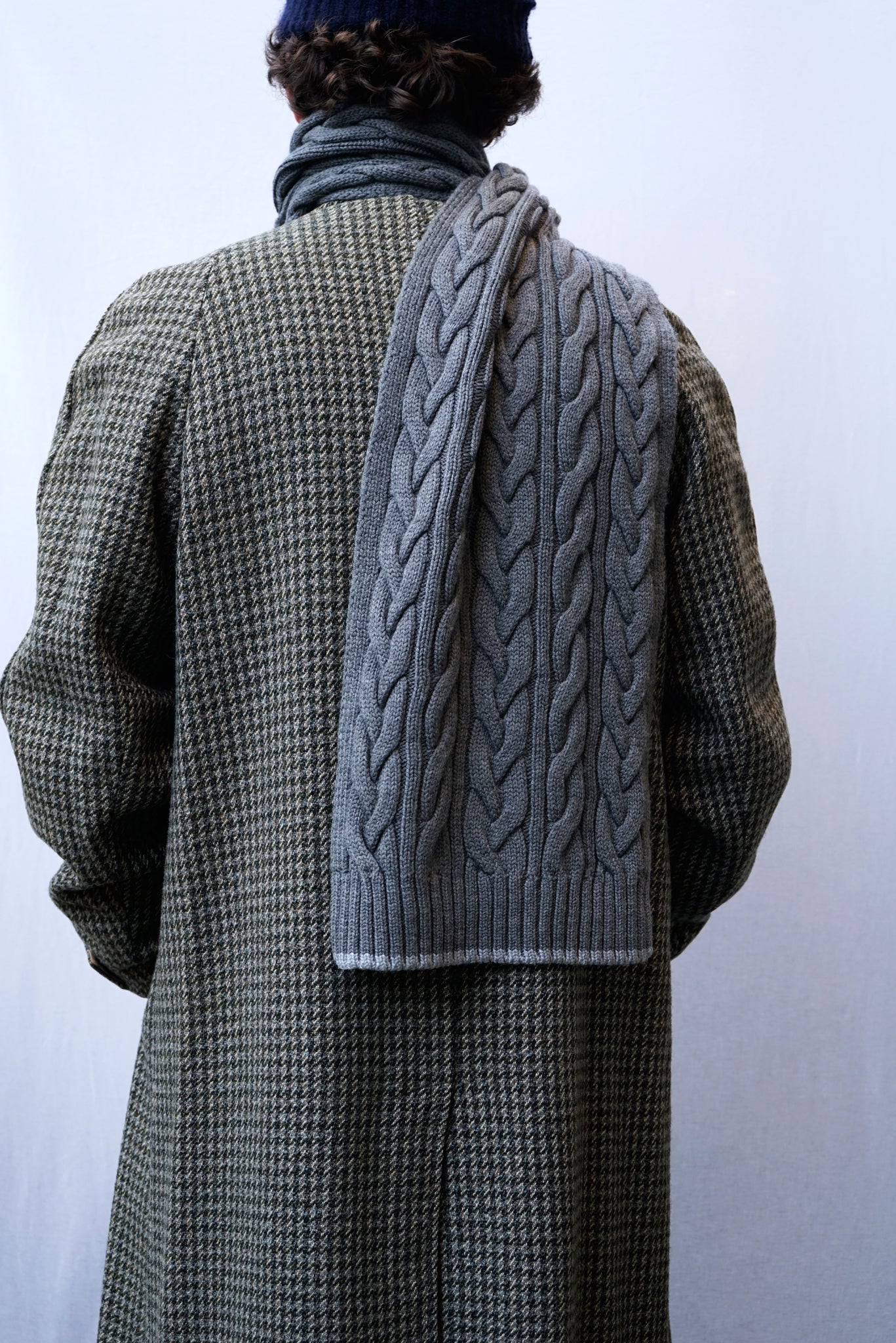 scarf //cable knit grey