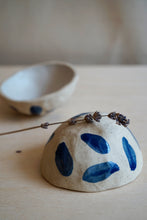 Load image into Gallery viewer, medium bowl