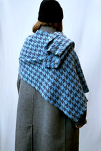 Load image into Gallery viewer, scarf //cashmere houndstooth
