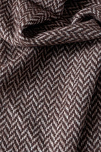 Load image into Gallery viewer, scarf //herringbone brown
