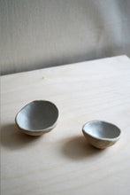 Load image into Gallery viewer, tiny bowl //white
