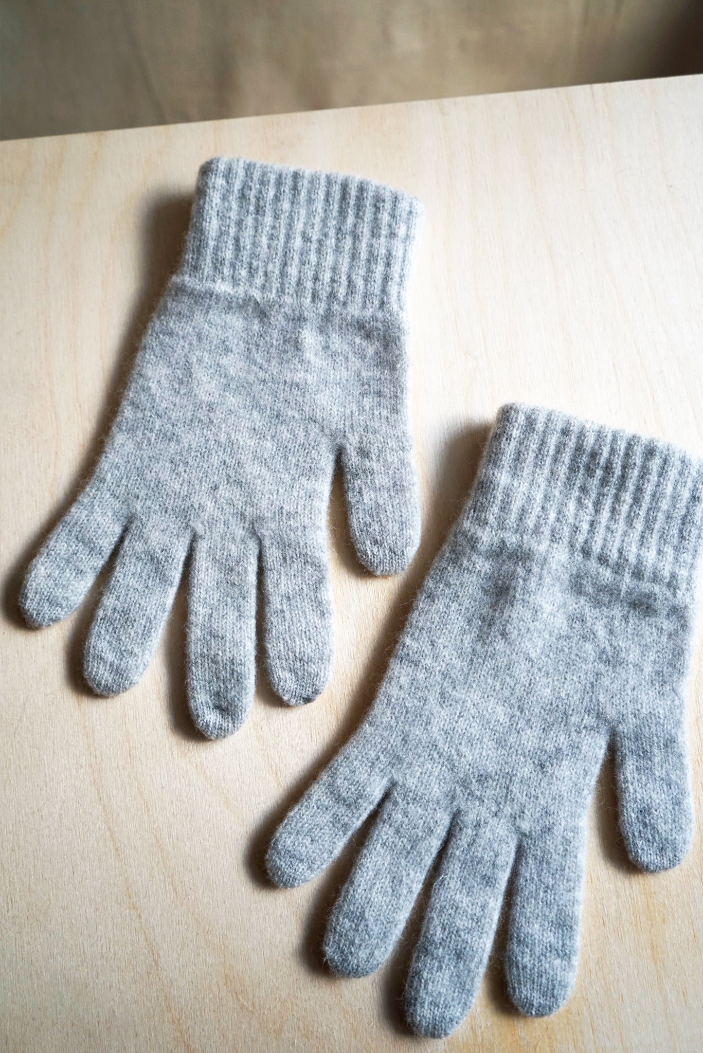 gloves //grey