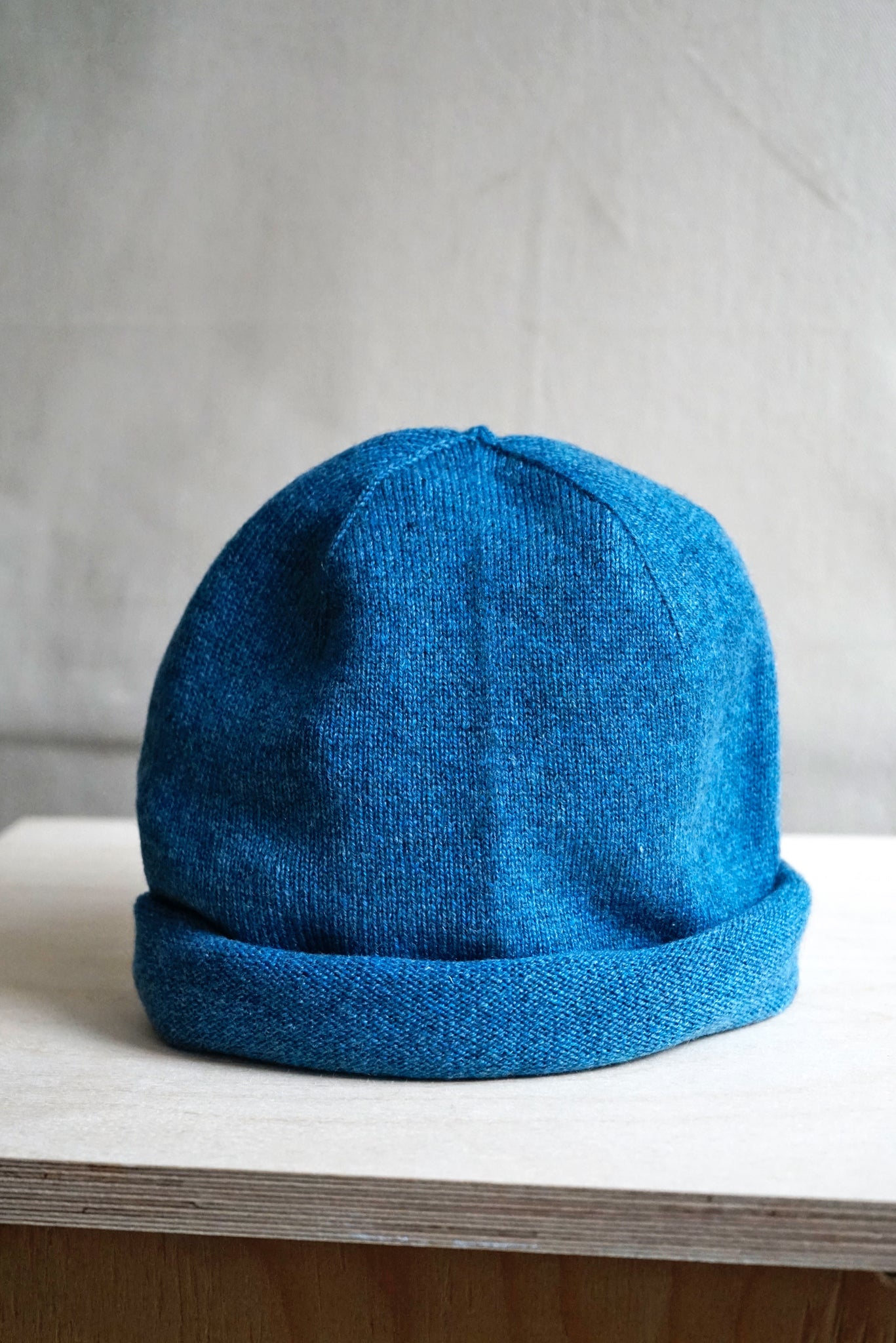 roll hat //aqua