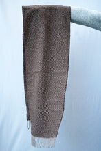 Load image into Gallery viewer, scarf //herringbone brown
